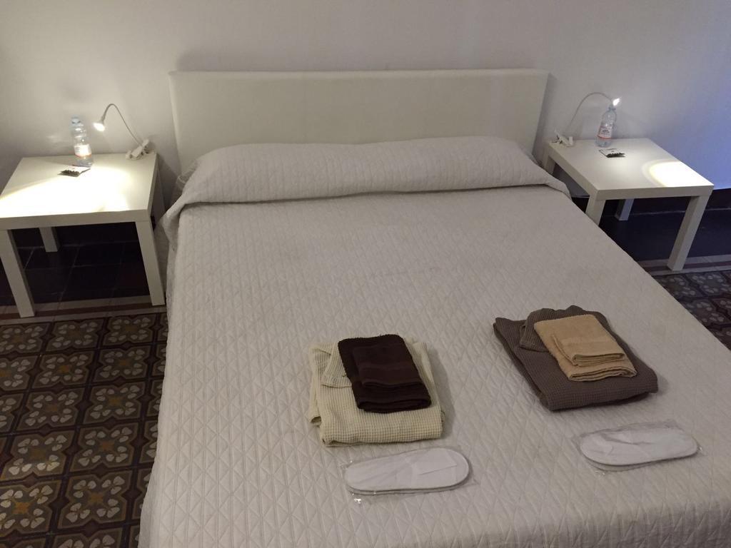 Deco Guest House Palermo Ngoại thất bức ảnh